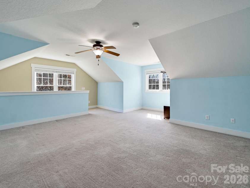 24 Creekside View Drive, Asheville, NC 28804.  MLS# CAR4360787, YatesRealty ID 8311. 