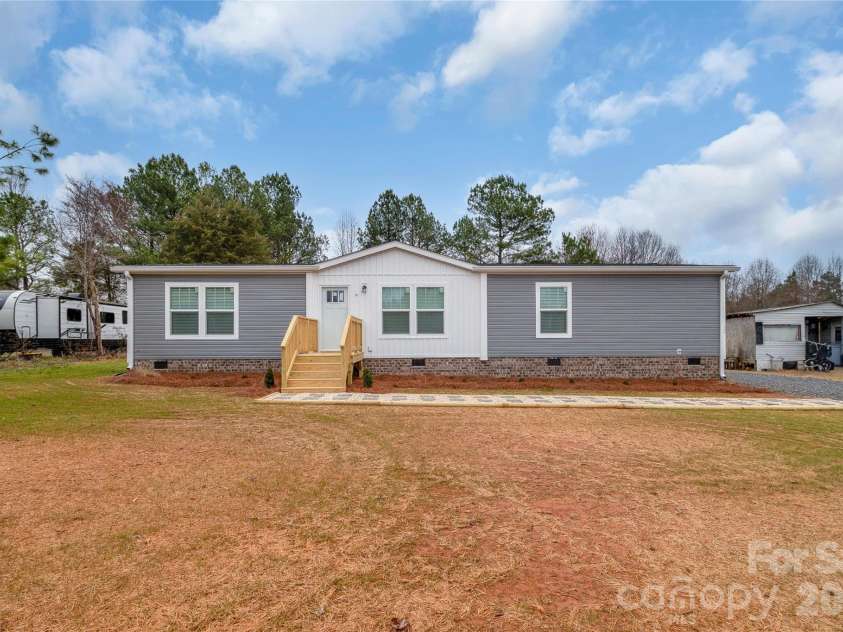 111 Overcash Road, Troutman, NC 28166.  MLS# CAR4341710, YatesRealty ID 8312. 