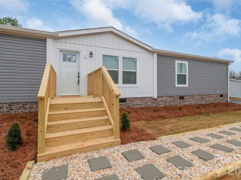 111 Overcash Road, Troutman, NC 28166.  MLS# CAR4341710, YatesRealty ID 8312. 