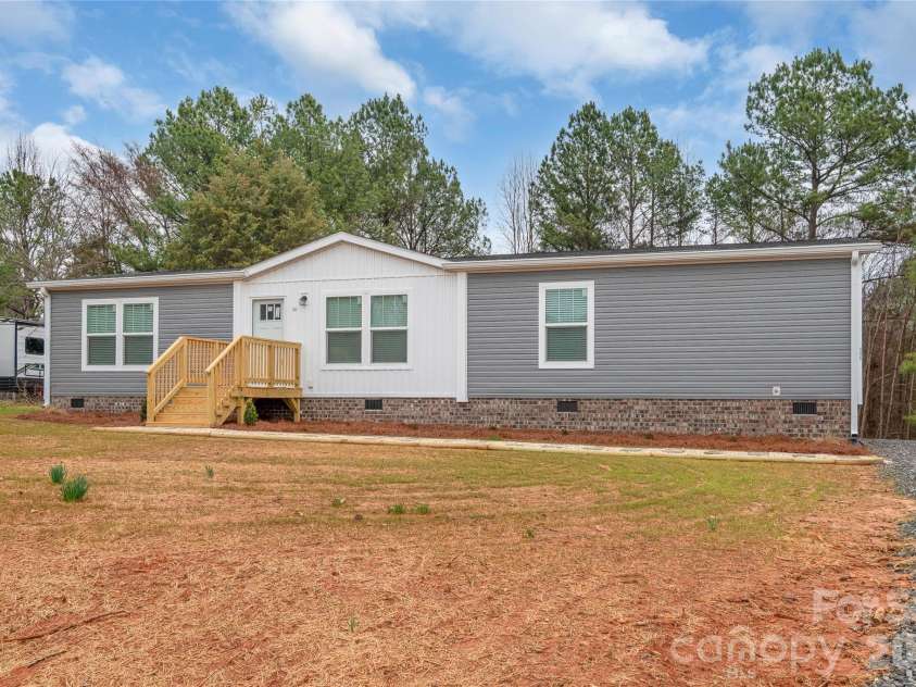 111 Overcash Road, Troutman, NC 28166.  MLS# CAR4341710, YatesRealty ID 8312. 