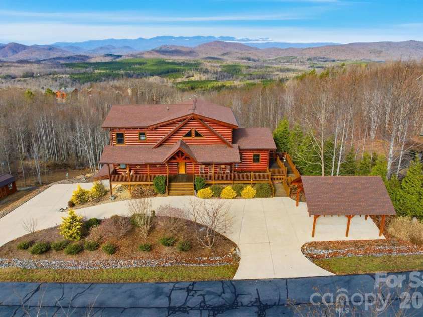334 Scenic Vista Drive, Nebo, NC 28761.  MLS# CAR4302955, YatesRealty ID 8313. 
