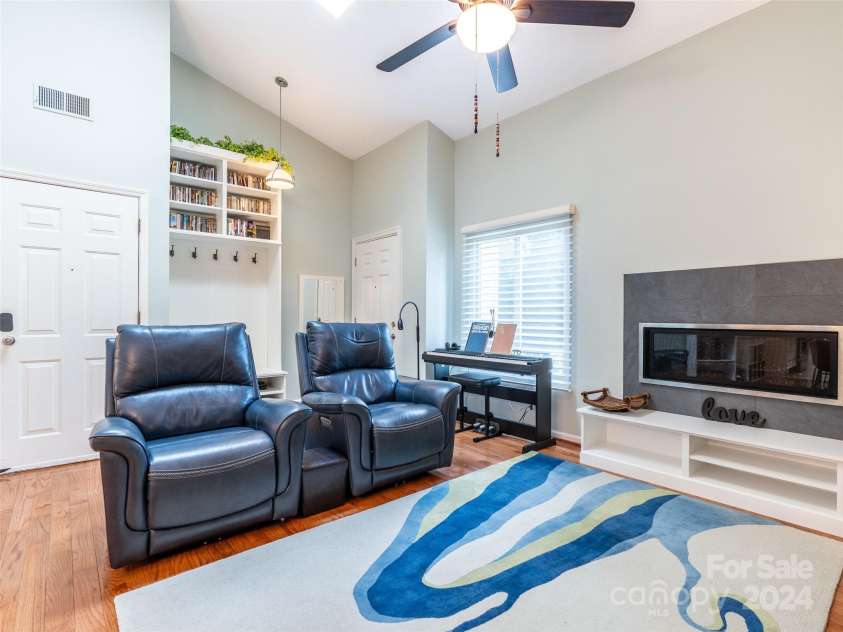 211 Cheyenne Court, Asheville, NC 28803.  MLS# CAR4160784, YatesRealty ID 8314. 