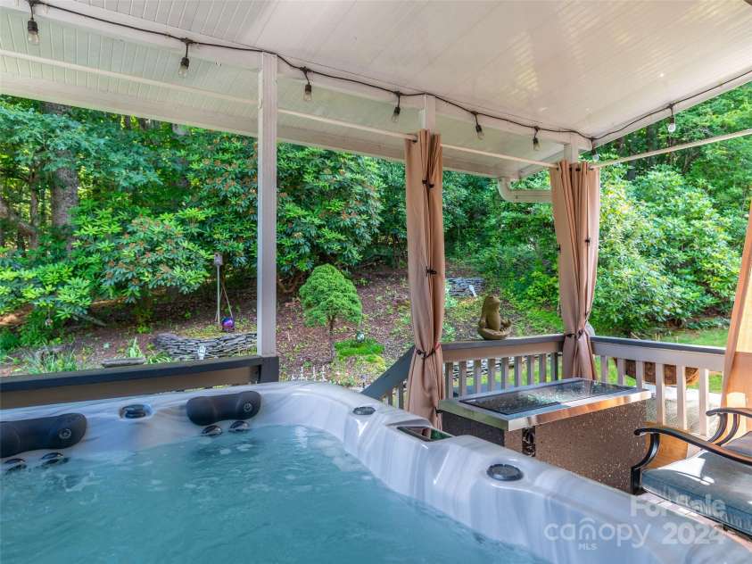 211 Cheyenne Court, Asheville, NC 28803.  MLS# CAR4160784, YatesRealty ID 8314. Peaceful setting looking out to the forest.