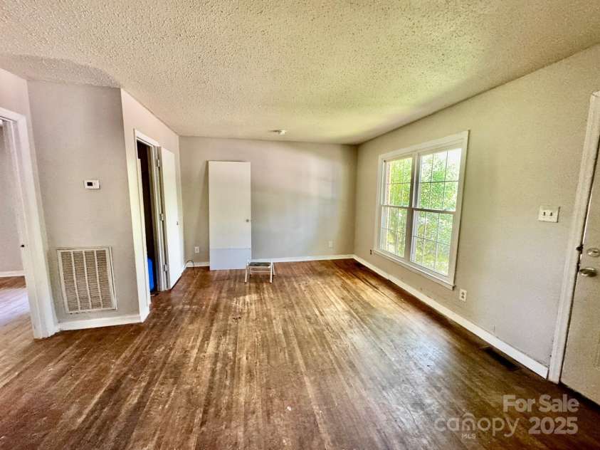 1025 Jones Avenue Extension, Rock Hill, SC 29730.  MLS# CAR4277658, YatesRealty ID 8317. 