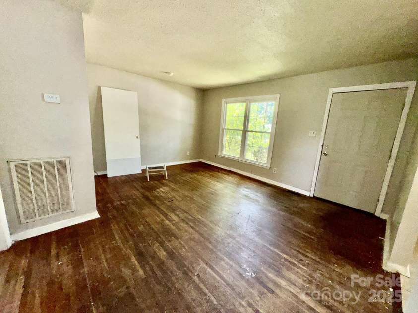 1025 Jones Avenue Extension, Rock Hill, SC 29730.  MLS# CAR4277658, YatesRealty ID 8317. 