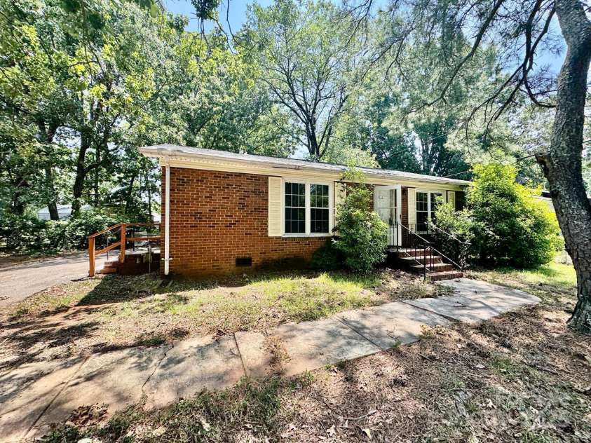 1025 Jones Avenue Extension, Rock Hill, SC 29730.  MLS# CAR4277658, YatesRealty ID 8317. 