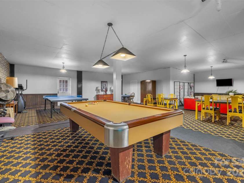 300 Fulton Street, Salisbury, NC 28144.  MLS# CAR4307548, YatesRealty ID 8318. Common Area - Basement