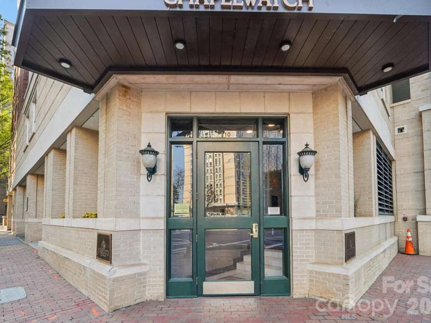 526 Church Street, Charlotte, NC 28202.  MLS# CAR4363606, YatesRealty ID 8320. 
