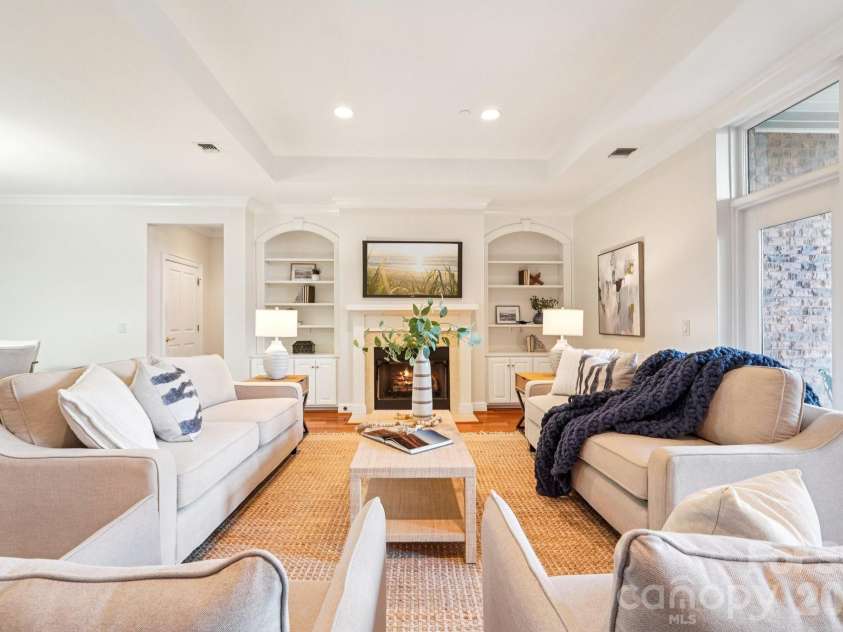 526 Church Street, Charlotte, NC 28202.  MLS# CAR4363606, YatesRealty ID 8320. 