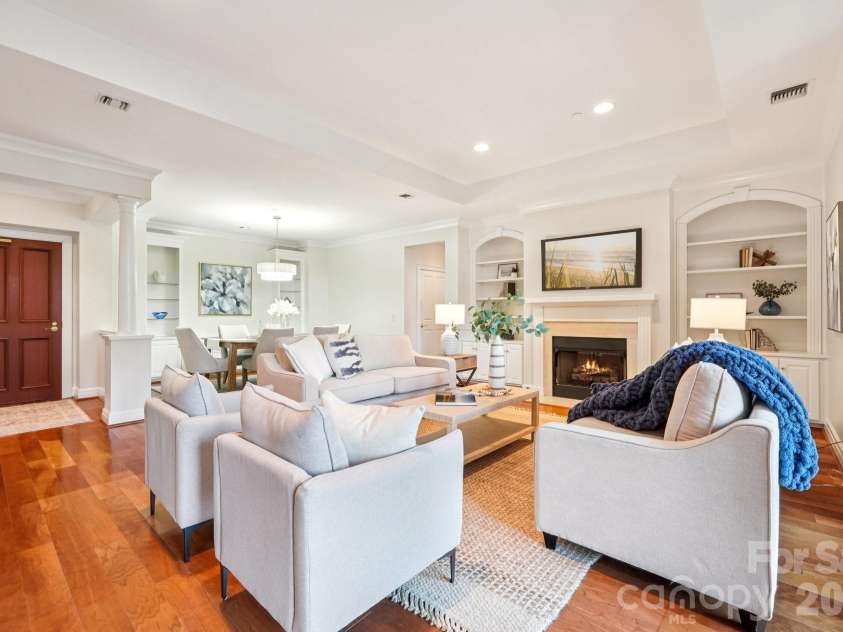 526 Church Street, Charlotte, NC 28202.  MLS# CAR4363606, YatesRealty ID 8320. 