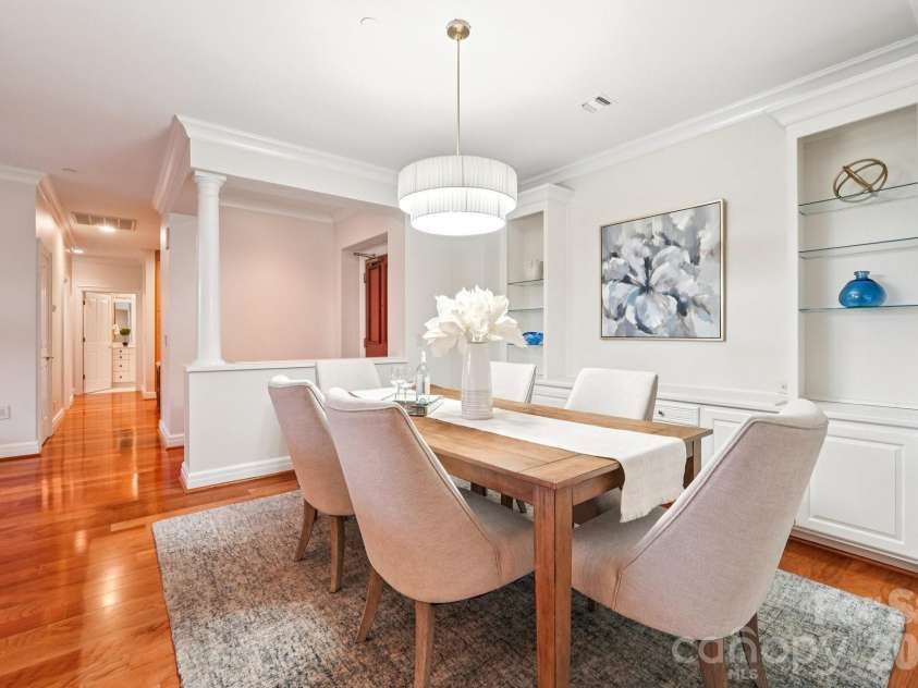 526 Church Street, Charlotte, NC 28202.  MLS# CAR4363606, YatesRealty ID 8320. 