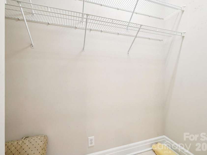 526 Church Street, Charlotte, NC 28202.  MLS# CAR4363606, YatesRealty ID 8320. 