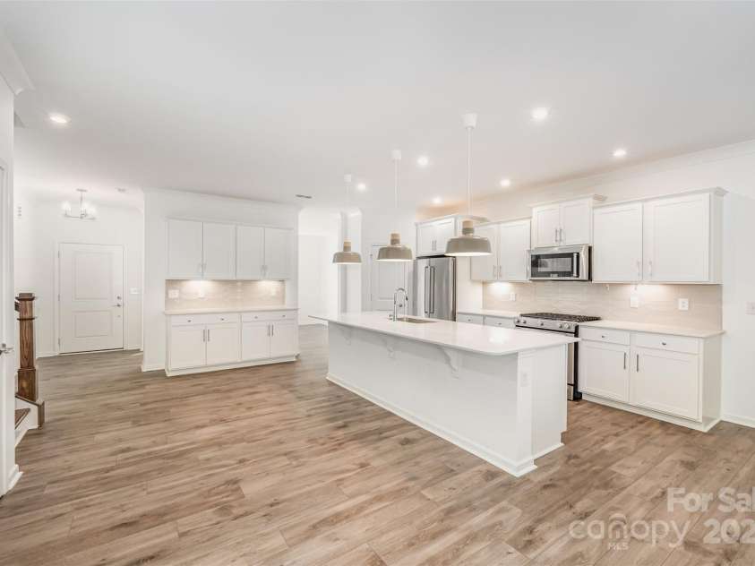 14042 Aikenwood Drive, Charlotte, NC 28278.  MLS# CAR4317842, YatesRealty ID 8321. 