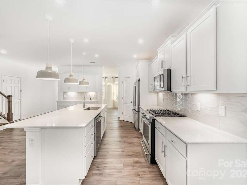 14042 Aikenwood Drive, Charlotte, NC 28278.  MLS# CAR4317842, YatesRealty ID 8321. 