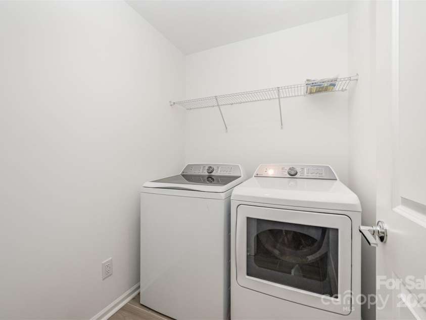 14042 Aikenwood Drive, Charlotte, NC 28278.  MLS# CAR4317842, YatesRealty ID 8321. 