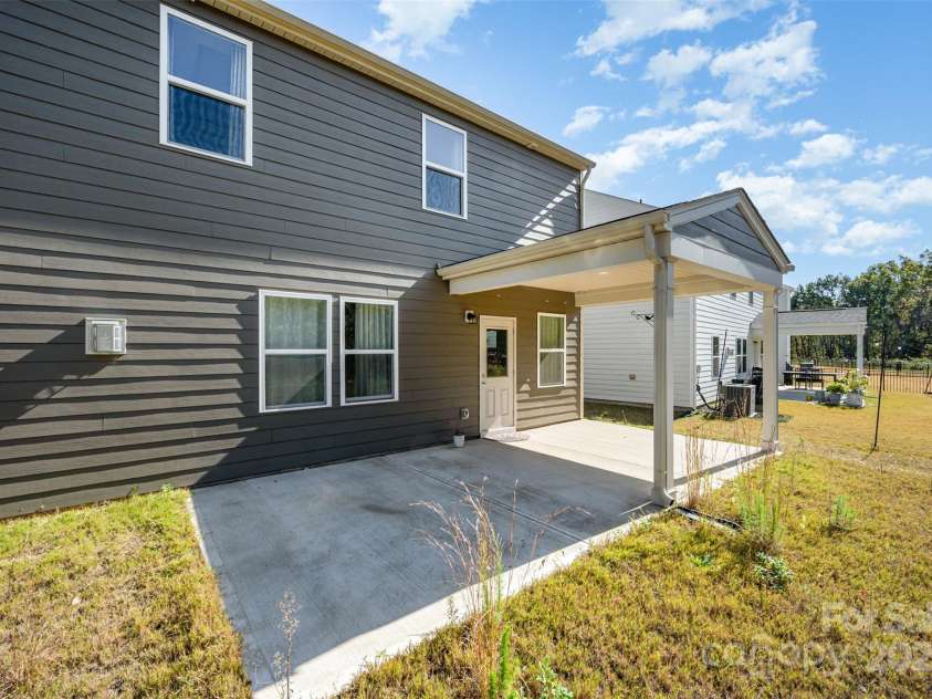 14042 Aikenwood Drive, Charlotte, NC 28278.  MLS# CAR4317842, YatesRealty ID 8321. 