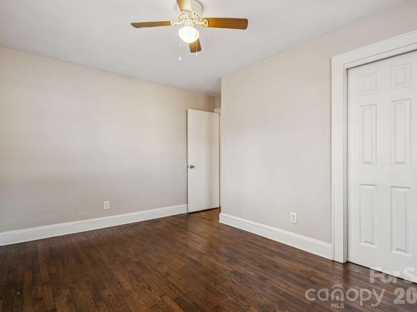 1713 Younger Avenue, Statesville, NC 28677.  MLS# CAR4351306, YatesRealty ID 8321. 