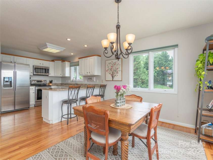 34 Pond View Drive, Waynesville, NC 28786.  MLS# CAR4210248, YatesRealty ID 8322. 