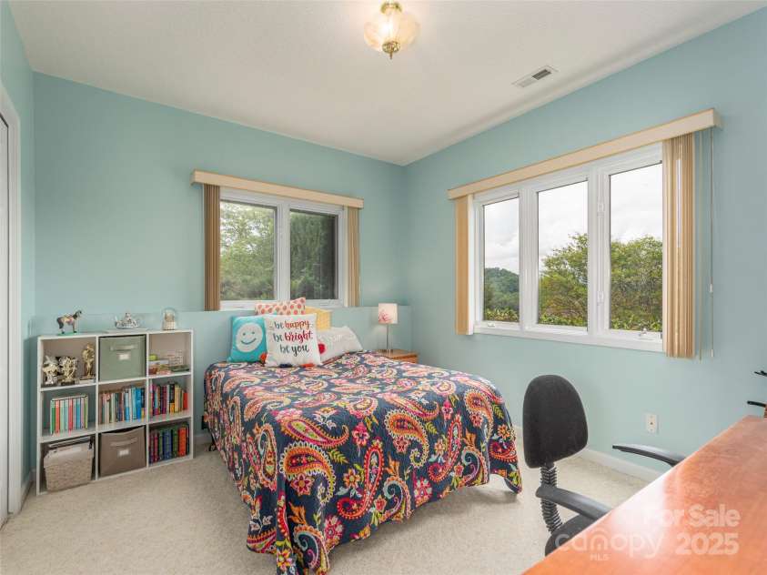 34 Pond View Drive, Waynesville, NC 28786.  MLS# CAR4210248, YatesRealty ID 8322. 