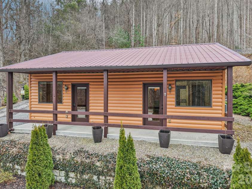 955 Soco Road, Maggie Valley, NC 28751.  MLS# CAR4347649, YatesRealty ID 8323. 