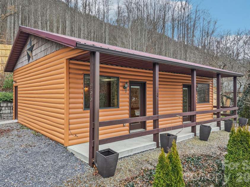 955 Soco Road, Maggie Valley, NC 28751.  MLS# CAR4347649, YatesRealty ID 8323. 