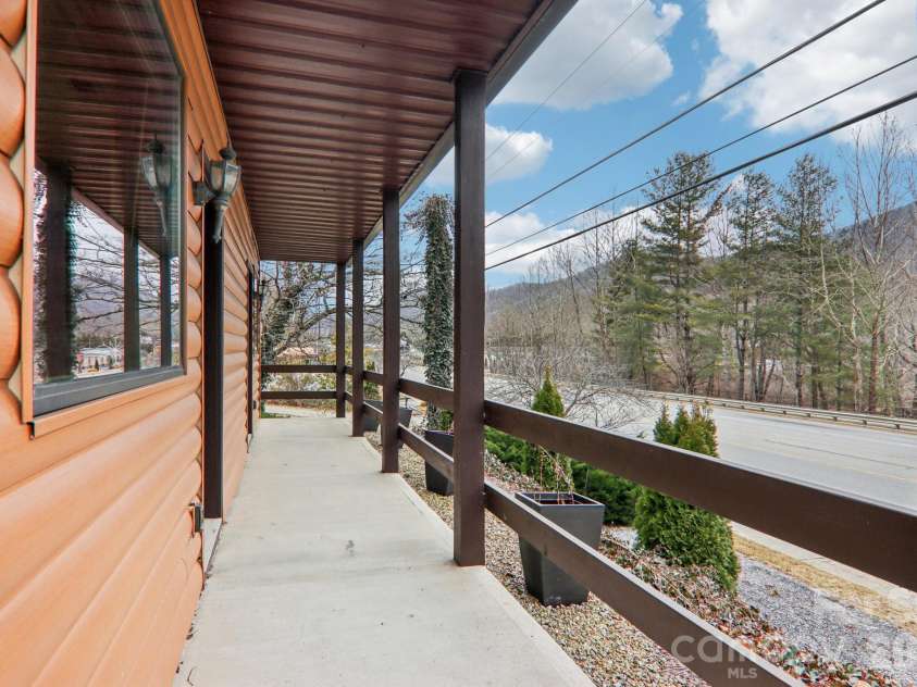 955 Soco Road, Maggie Valley, NC 28751.  MLS# CAR4347649, YatesRealty ID 8323. 