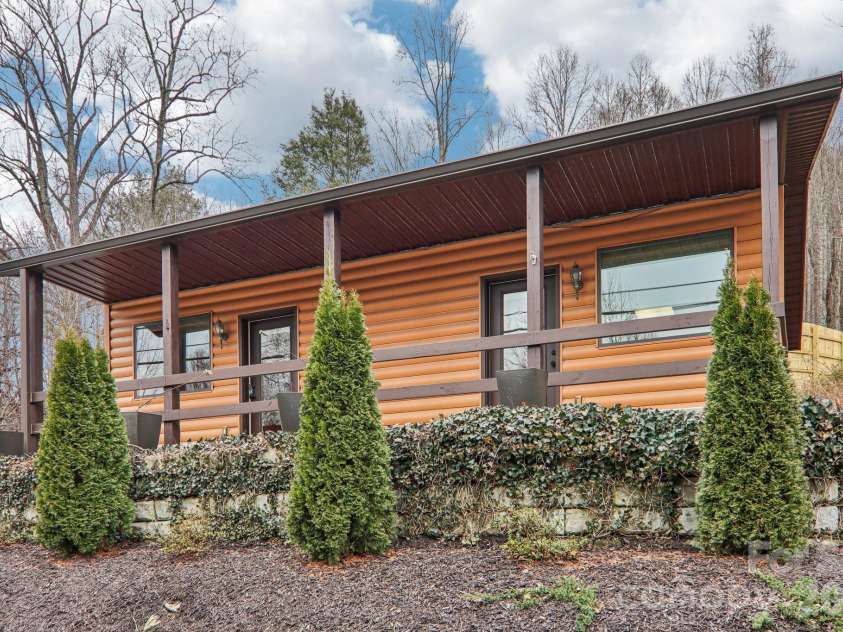 955 Soco Road, Maggie Valley, NC 28751.  MLS# CAR4347649, YatesRealty ID 8323. 