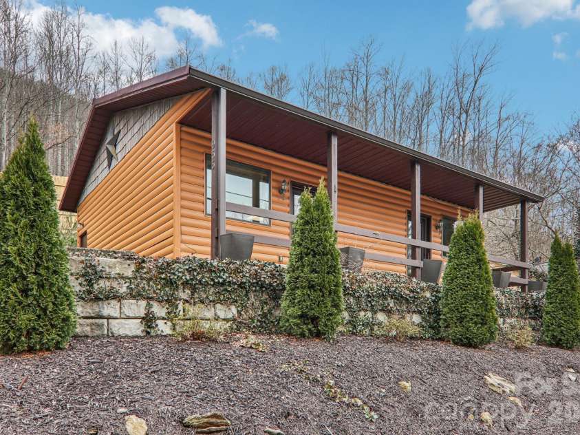 955 Soco Road, Maggie Valley, NC 28751.  MLS# CAR4347649, YatesRealty ID 8323. 