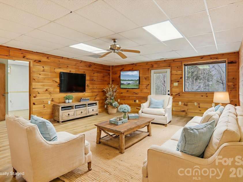 955 Soco Road, Maggie Valley, NC 28751.  MLS# CAR4347649, YatesRealty ID 8323. Virtual Staging