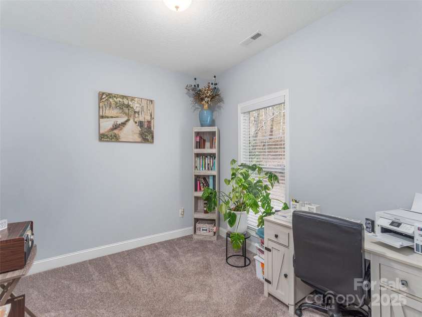 176 Sardis Road, Asheville, NC 28806.  MLS# CAR4221598, YatesRealty ID 8325. 