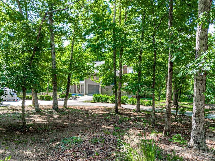 142 Padgett-Burns Road, Forest City, NC 28043.  MLS# CAR4352088, YatesRealty ID 8326. 