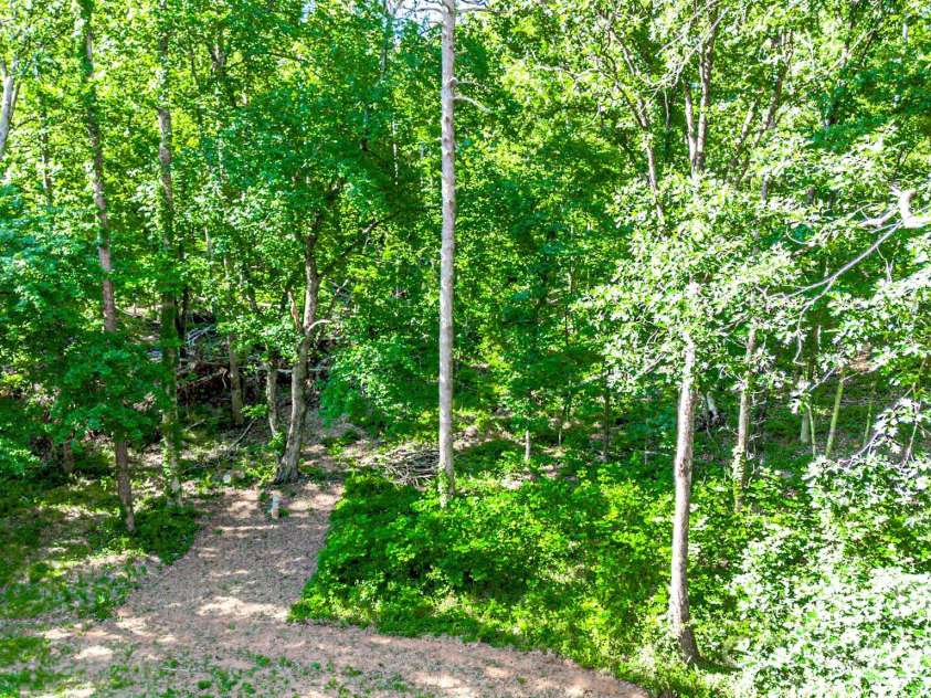 142 Padgett-Burns Road, Forest City, NC 28043.  MLS# CAR4352088, YatesRealty ID 8326. 