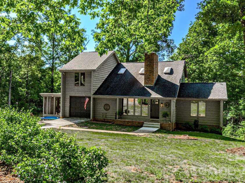 142 Padgett-Burns Road, Forest City, NC 28043.  MLS# CAR4352088, YatesRealty ID 8326. 