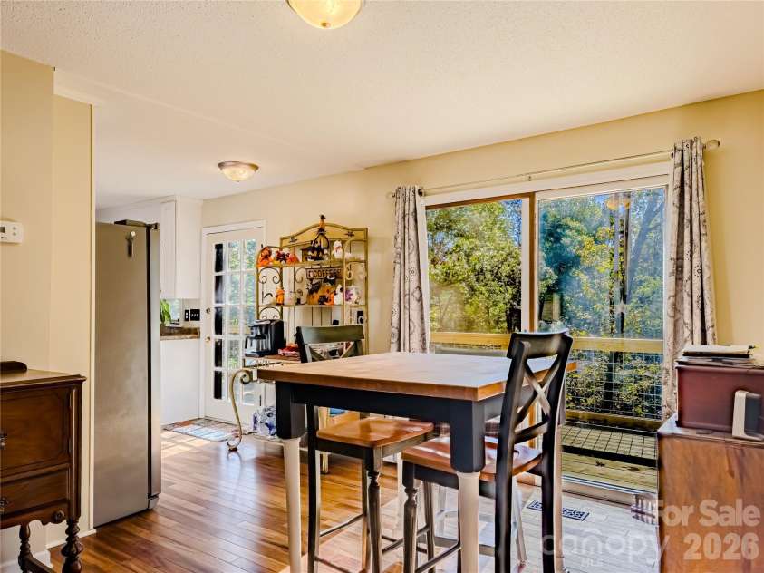 142 Padgett-Burns Road, Forest City, NC 28043.  MLS# CAR4352088, YatesRealty ID 8326. Eat in kitchen