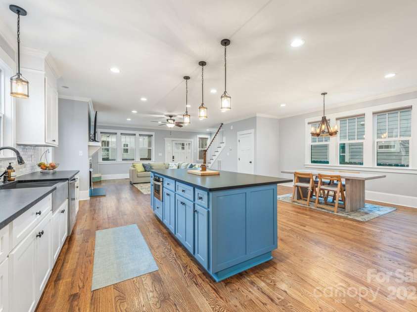331 Solomon Street, Charlotte, NC 28216.  MLS# CAR4222767, YatesRealty ID 8326. 