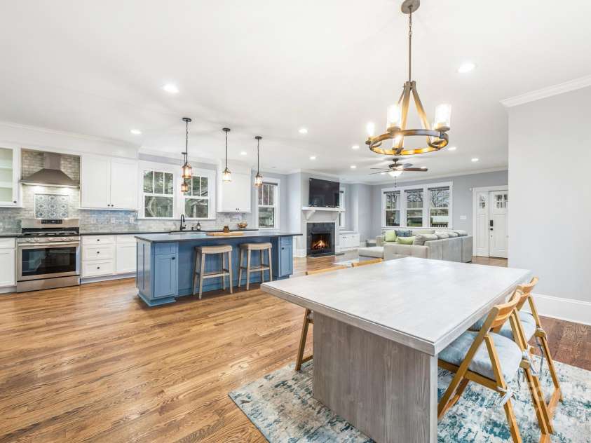 331 Solomon Street, Charlotte, NC 28216.  MLS# CAR4222767, YatesRealty ID 8326. 