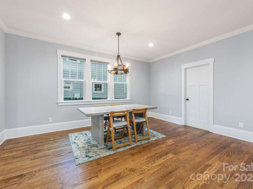 331 Solomon Street, Charlotte, NC 28216.  MLS# CAR4222767, YatesRealty ID 8326. 