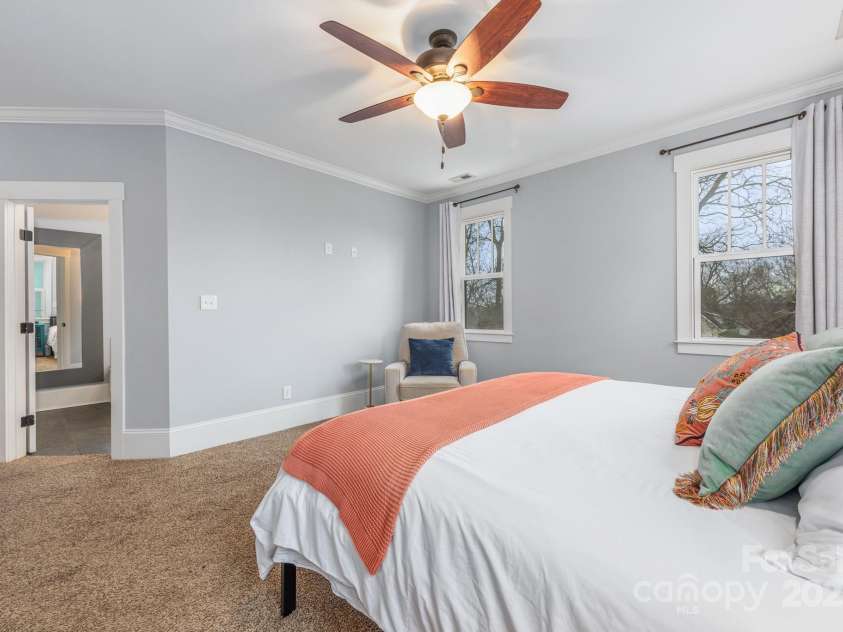 331 Solomon Street, Charlotte, NC 28216.  MLS# CAR4222767, YatesRealty ID 8326. 