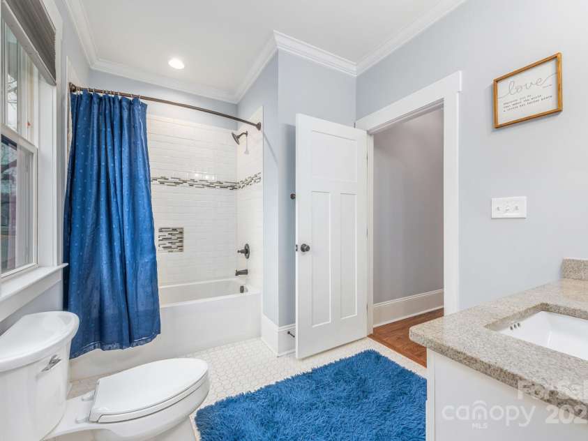 331 Solomon Street, Charlotte, NC 28216.  MLS# CAR4222767, YatesRealty ID 8326. 