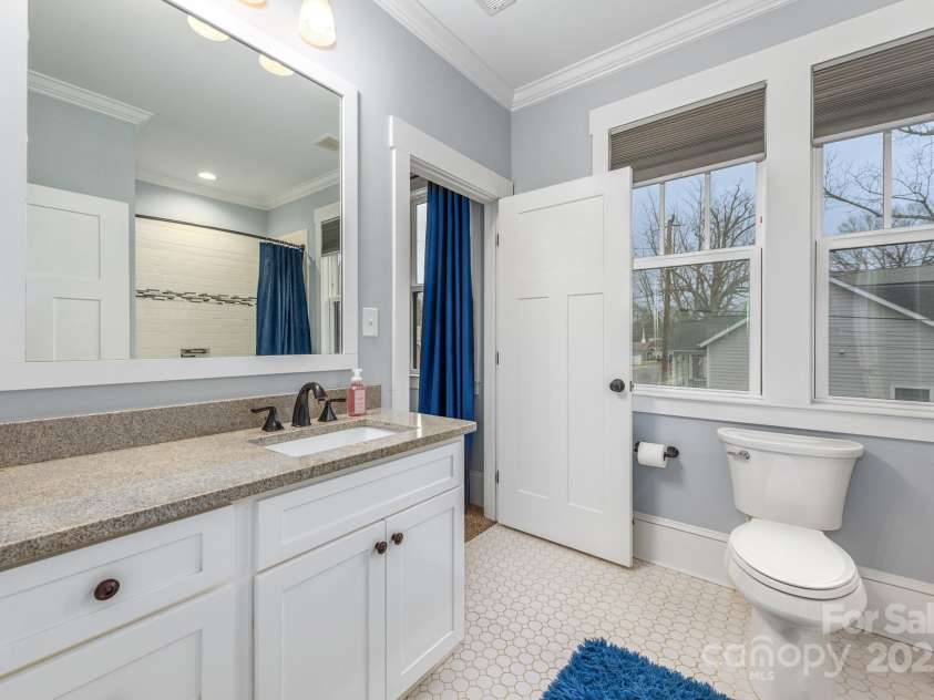 331 Solomon Street, Charlotte, NC 28216.  MLS# CAR4222767, YatesRealty ID 8326. 