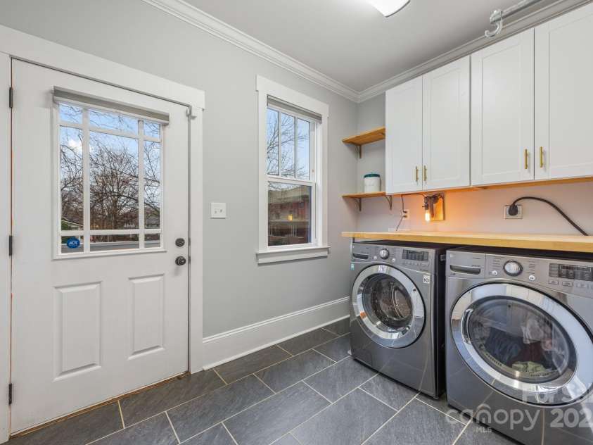 331 Solomon Street, Charlotte, NC 28216.  MLS# CAR4222767, YatesRealty ID 8326. 