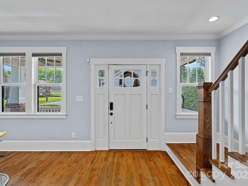 331 Solomon Street, Charlotte, NC 28216.  MLS# CAR4294000, YatesRealty ID 8326. 