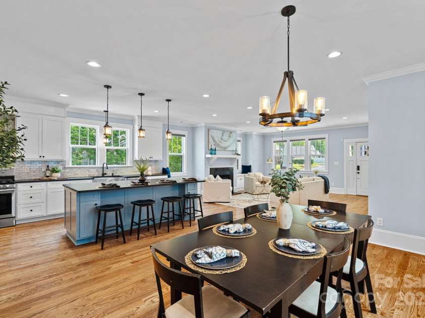 331 Solomon Street, Charlotte, NC 28216.  MLS# CAR4294000, YatesRealty ID 8326. 