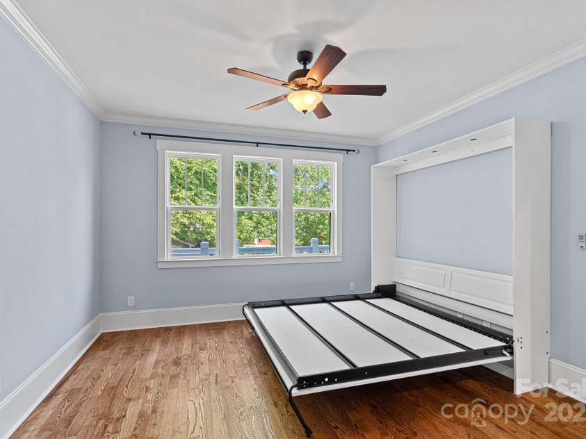 331 Solomon Street, Charlotte, NC 28216.  MLS# CAR4294000, YatesRealty ID 8326. 