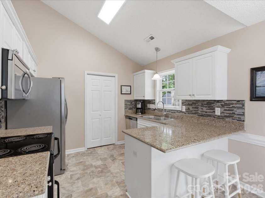 725 Painted Lady Court, Rock Hill, SC 29732.  MLS# CAR4364069, YatesRealty ID 8327. 