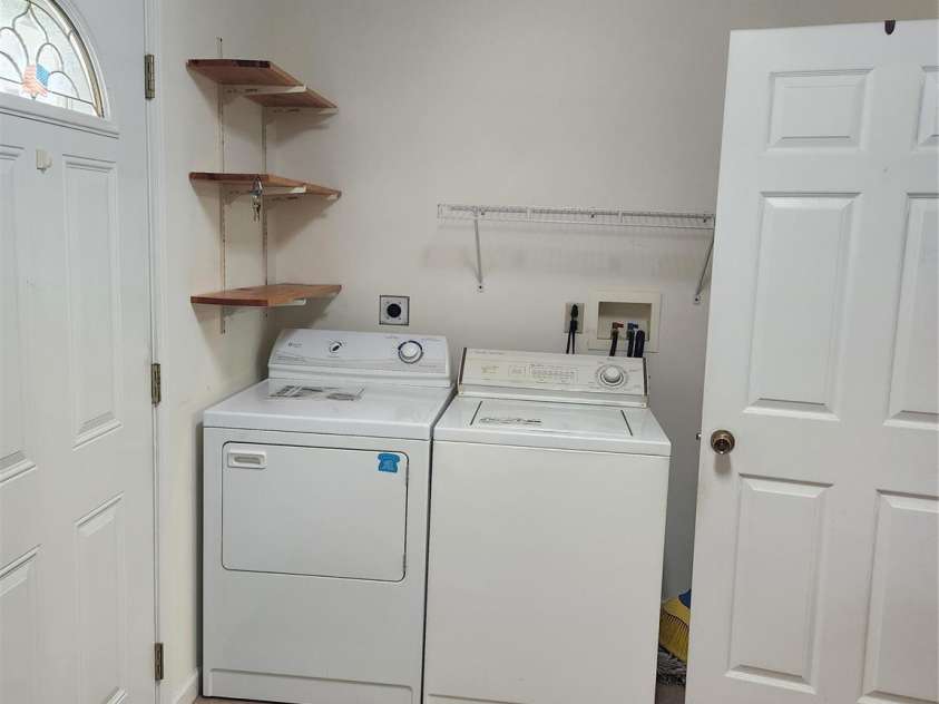 271 Stradley Mountain Road, Asheville, NC 28806.  MLS# CAR4213787, YatesRealty ID 833. 