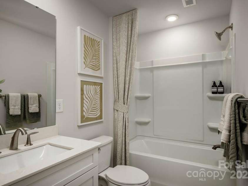 9400 Munsing Drive, Charlotte, NC 28269.  MLS# CAR4212954, YatesRealty ID 833. Representative of the Fontana Elite floorplan. Finishes and features may vary