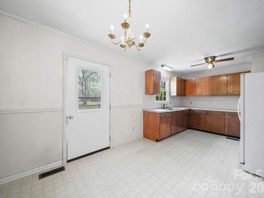 712 Worthwood Circle, Monroe, NC 28112.  MLS# CAR4365138, YatesRealty ID 8330. 