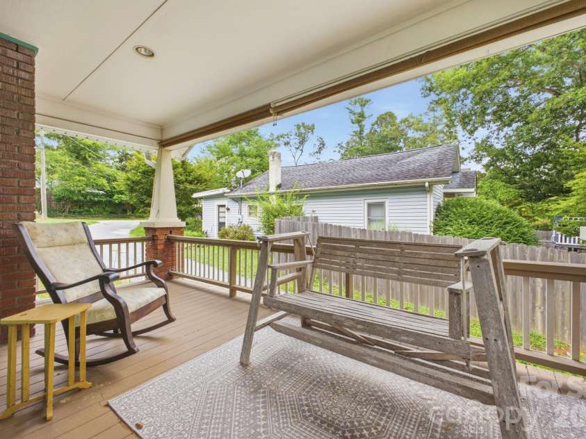 1207 Willow Road, Hendersonville, NC 28739.  MLS# CAR4405569, YatesRealty ID 8331. Front Porch 2