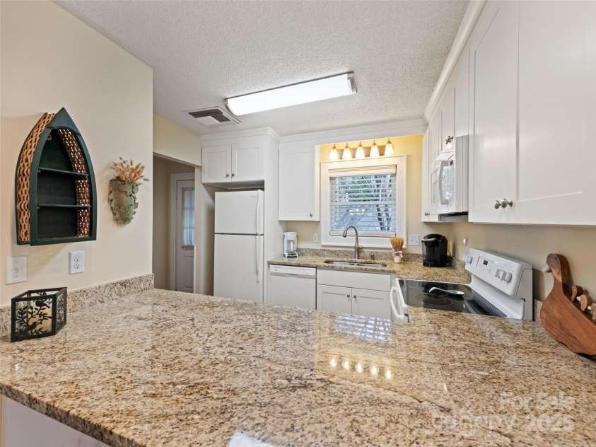 155 Tri Vista Drive, Lake Junaluska, NC 28745.  MLS# CAR4228666, YatesRealty ID 8331. 